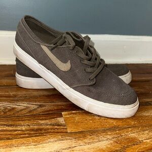 Nike Men’s sneakers